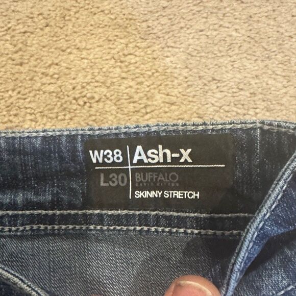 Buffalo David Bitton Men's Relaxed Distressed Denim Jeans 38x30 - Picture 2 of 12